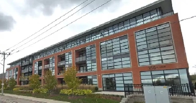 Modern 2 Bed   Den Condo for Rent Image# 1