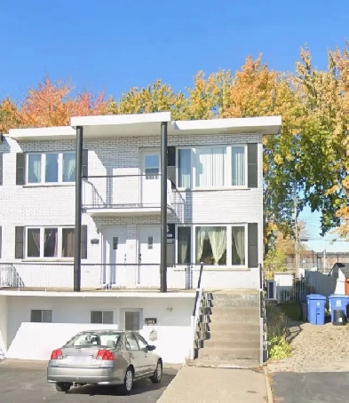 5 1/2 availble in Brossard ! Image# 1
