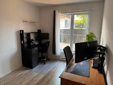 Appartement 4 ½ à louer - Semi-meublé - Vieux-Longueuil Image# 25
