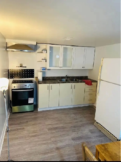 2Bedroom   1 Bathroom Basement For Rent! Image# 1