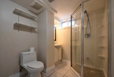 Rent Pickering GO - Prime Location Image# 1