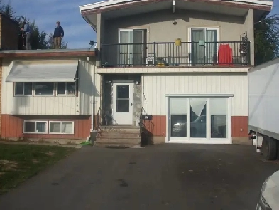 FOR RENT 2 BEDROM UPER SUITE WITH LARGE BELCONY Image# 2