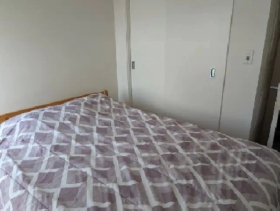 Room for Rent (Lease Takeover)  Close to U of C Image# 1