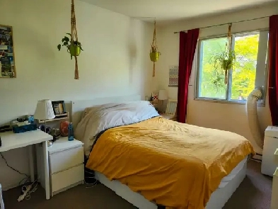 Grand 3 1/2 Pierrefonds PRES DE TOUT Image# 1