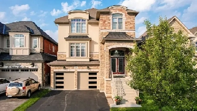 TORONTO PRICED REDUCED PROPERTY! Image# 6