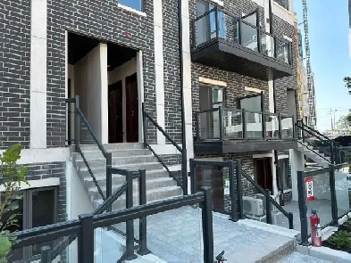 New condo townhome for rent Image# 9