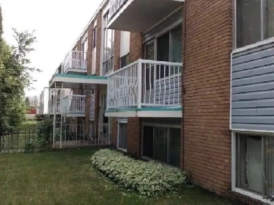 OLIVER, KINGSWAY, NAIT ....   BACH, 1 BDRM and 2 BDRM suites Image# 9
