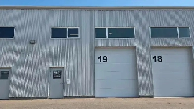 small warehouse and office Image# 9