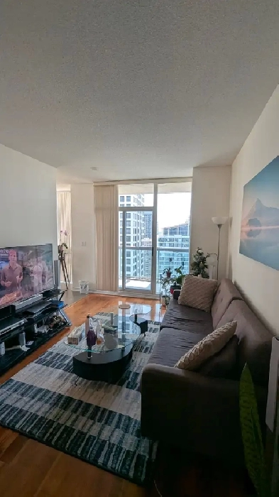For Rent - Spacious 2 Bedroom   Den  - All Utilities Included Image# 6