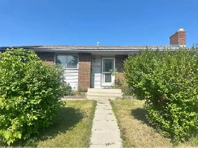 3 bedroom Upper Floor Suite in Rundle for Rent Image# 6