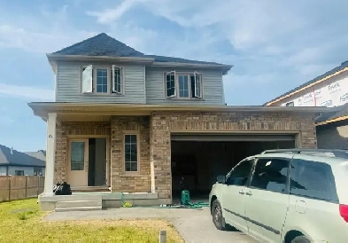 3 Bed   2.5 Bath House in Thorold, Niagara Falls Image# 1