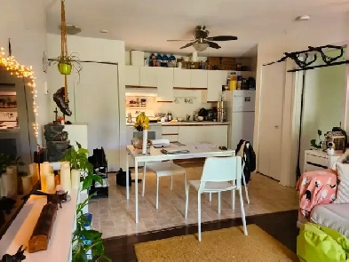 Nice 3 1/2 QUIET NEIGHBORHOOD Image# 1