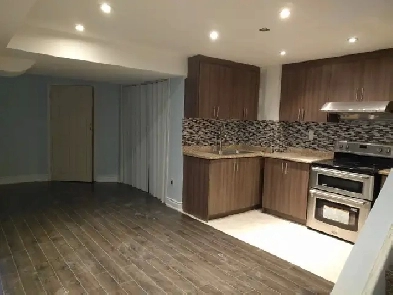 1 bedroom basement for rent - Mavis & Derry - separate entrance Image# 2