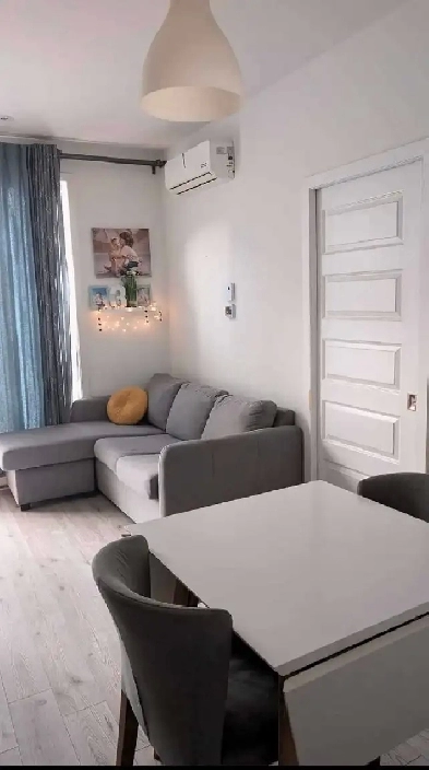 Beau 3 1/2 lumineux, meublé – Ville-Marie Image# 1