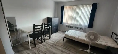 Studio 1 1/2 a louer. Apartment 1 1/2 for rent Image# 1