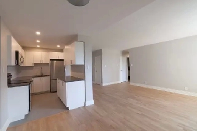 renovated 2-bed, 2-bath condo, Westmount adjacent - ID 2589 Image# 1