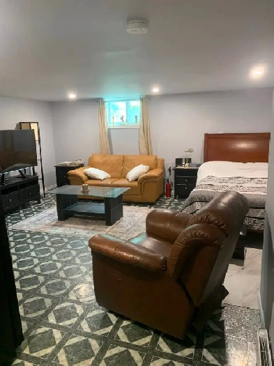 Studio apartment  ( basement )  Utilities included ! Image# 1