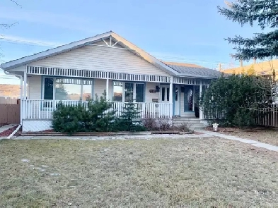Basement for rent Bowness Image# 2
