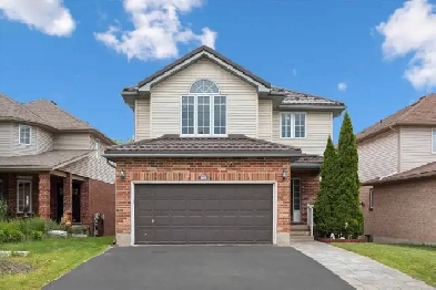 Charming 3 1 Bed Home with Walkout In-Law Suite Image# 9