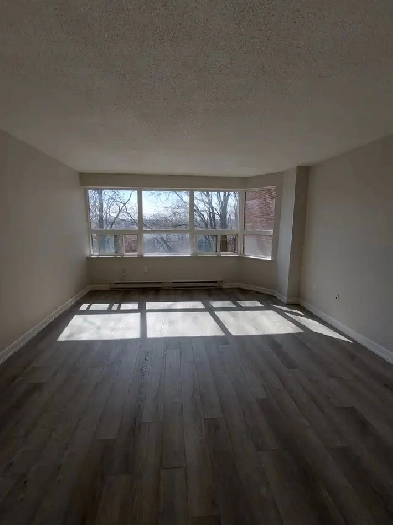 Renovated 1 Bedroom- Merritton - for August - $1850 Image# 7