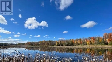Waterfront building lot on beautiful White Lake Image# 3