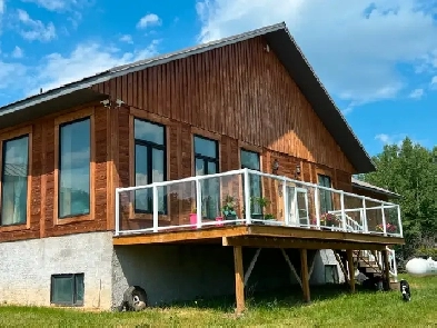 3000SF farm house with 50 acres, 30 min to Edmonton Int. Airport Image# 14