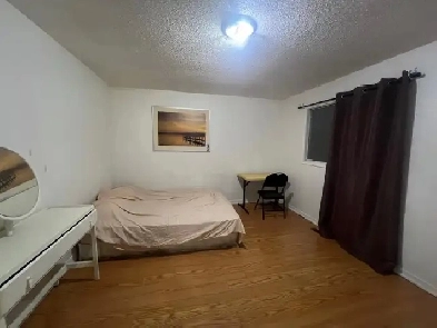Master Bedroom, attached Bath - 3 mins to square one Image# 3
