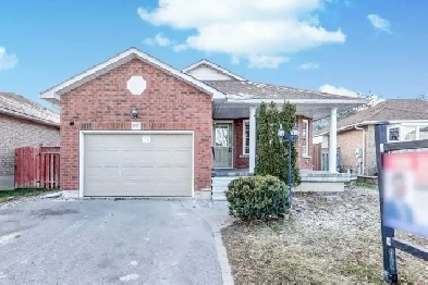 Furnished 3 Bedroom House for Rent – Prime Location in Oshawa Image# 1