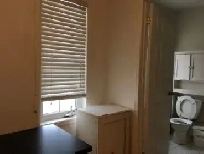 Room for rent at York University Village. Image# 1