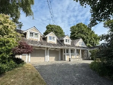 Bright, charming and large family home in beautiful Arbutus 6bd Image# 2