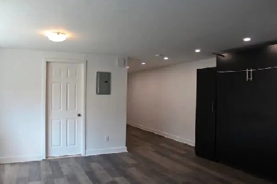 Studio rénové | Renovated Studio à Montréal-Nord Image# 15