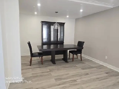 6 1/2 ( 4 Bedroom in a calm neighborhood for rent) Image# 22