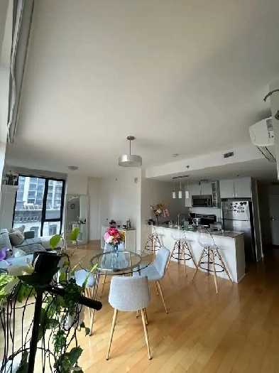 2 beds 1 bathroom apartment Image# 2