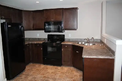 2 bedroom lower level suite for rent Image# 9