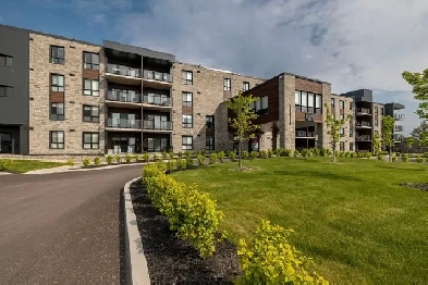 5 1/2 NEUF - Lévis centre-ville - Printemps 2026 Image# 2