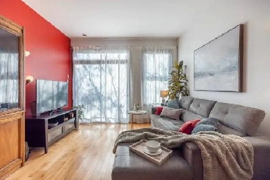 Condo Luxueux, Métro Frontenac, Meublé & Tout Inclus Image# 4