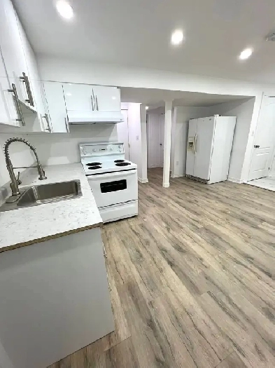 2 bedroom 2 bathroom basement apartment Image# 11