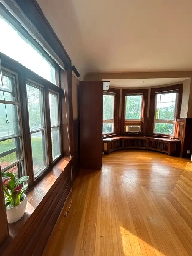 Studio Apartment in Prime Riverdale Image# 8