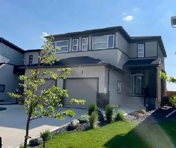 LAKE FRONT WITH WALKOUT BASEMENT LAST ONE AVAILABLE 509900 Image# 3