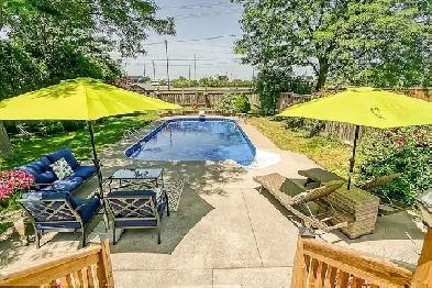 You Found it! Your dream home in the perfect neighbhourhood! Image# 1