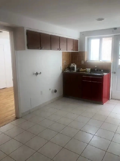Basement appartment for rent 3 1/2 Image# 4