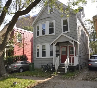 07-022 North End flat near the MacDonald Bridge Image# 9