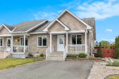 Gorgeous 2 Bed   Den, 2 Bath Semi detached bungalow in Alfred Image# 8