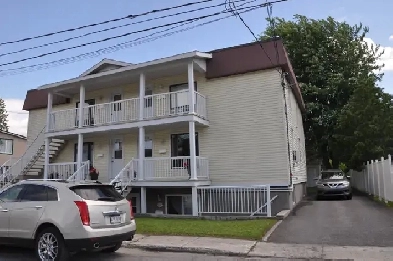 Grand  4 1/2 secteur Iberville Image# 5