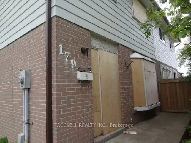 Semi For Sale In Brampton! No Interior Access (Lot Viewing Only) Image# 1