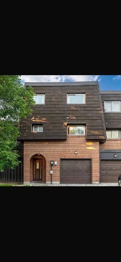 Room for rent in sharing in brampton for girl 450$ Image# 1