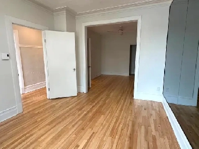 Plateau Mont-RoyalA louer – 3 chambres, 2900 $CA Image# 3