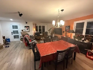 Maison 5 1/2 à loué Image# 9