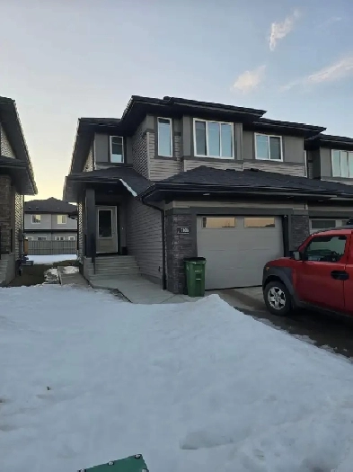 3 Bedroom 2.5 Bath townhouse in SW Edmonton Image# 5