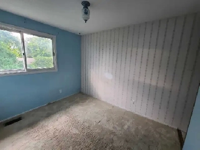 Room For Rent (AVAILABLE JULY 1ST) READ THE AD DESCRIPTION Image# 1